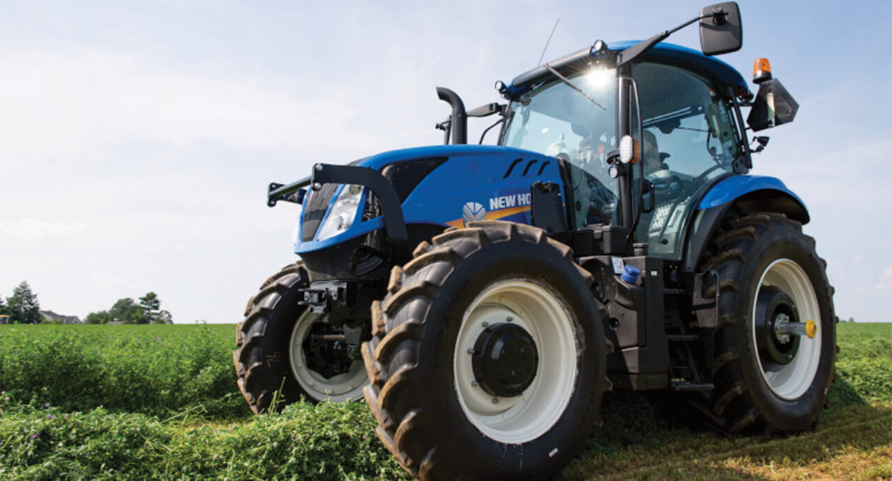 holland tractor image